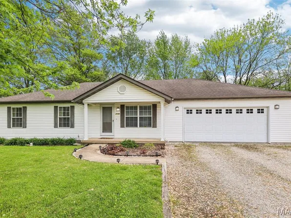 2108 E A St, Belleville, IL 62221