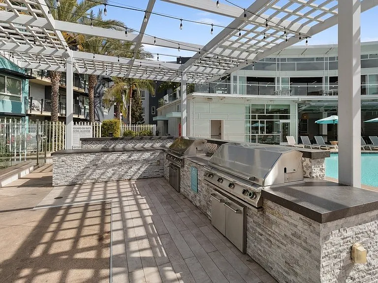 Domain San Diego — Photo 12
