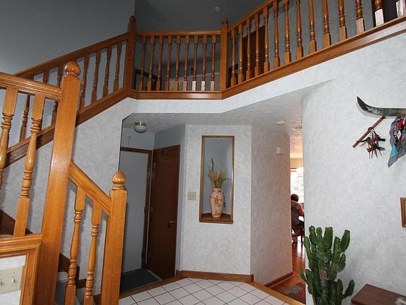 3rd image of 8401 Sealyham Dr
