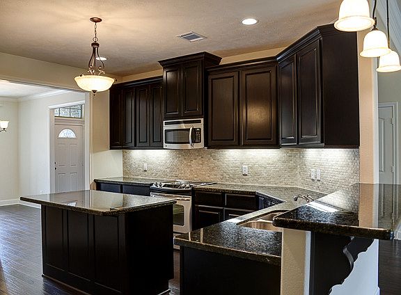 3rd image of 3701 Park Oak Dr