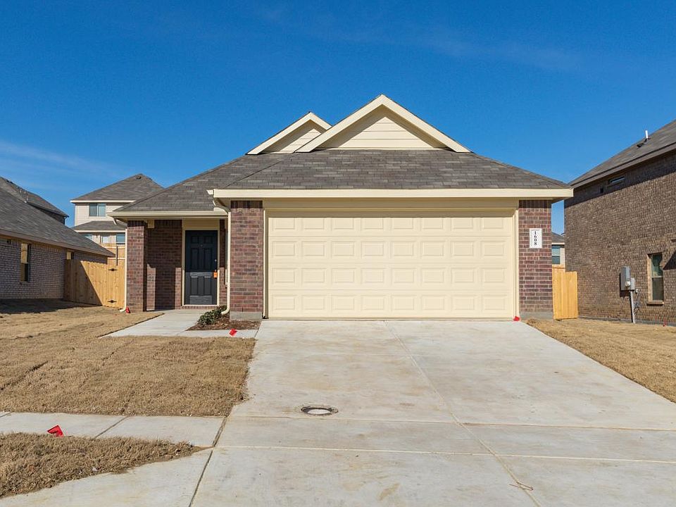 1st image of 1608 Swallow Dr
