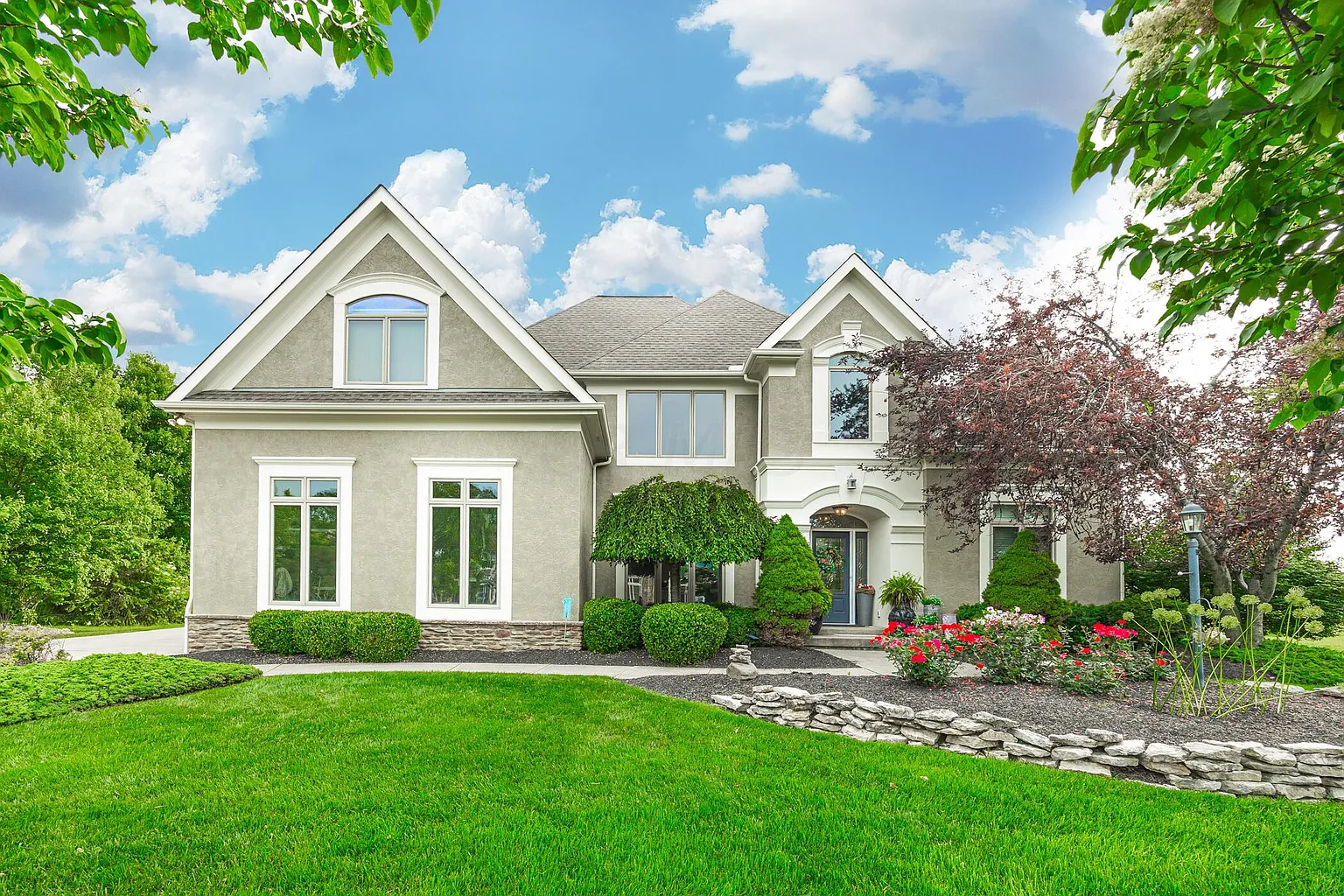 1100 Forsyth Ln photo 1