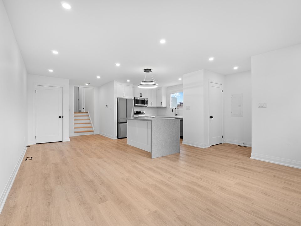 1st image of 200 Saint Augustine Dr