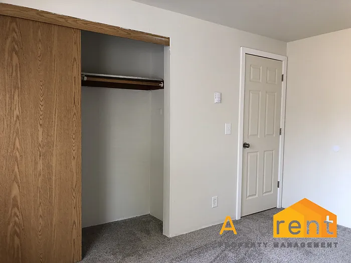 427 Plum St — Photo 11