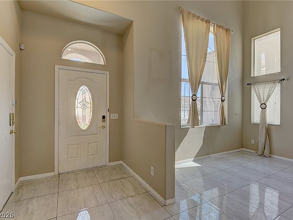 4th image of 2619 Paradise Isle Ave