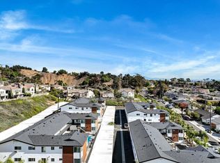 The Heights at Signal Hill, Signal Hill, CA 90755