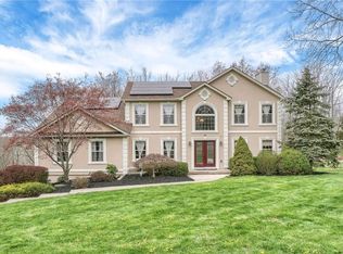16 Berry Rd, Monroe, NY 10950