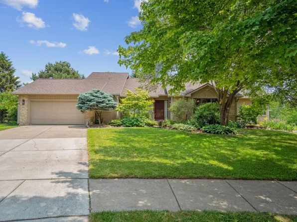 1980 Woodlily Ct, Ann Arbor, MI 48103