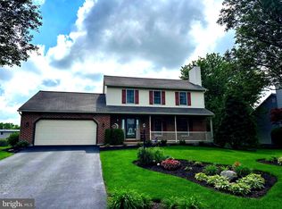 25 Clover Ln, Palmyra, PA 17078