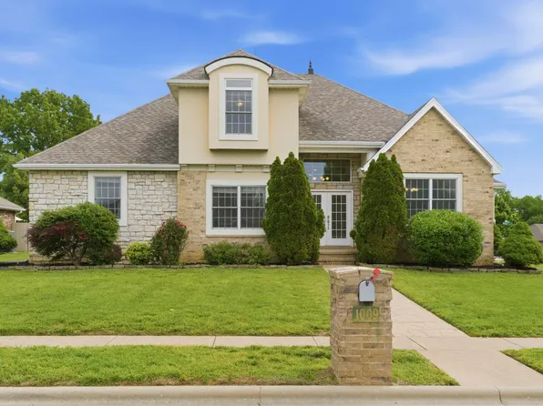 1009 E Gaslight Drive, Springfield, MO 65810