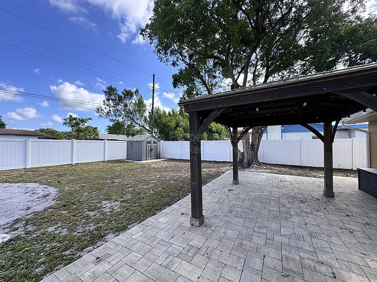 3465 Balsam Dr — Photo 23