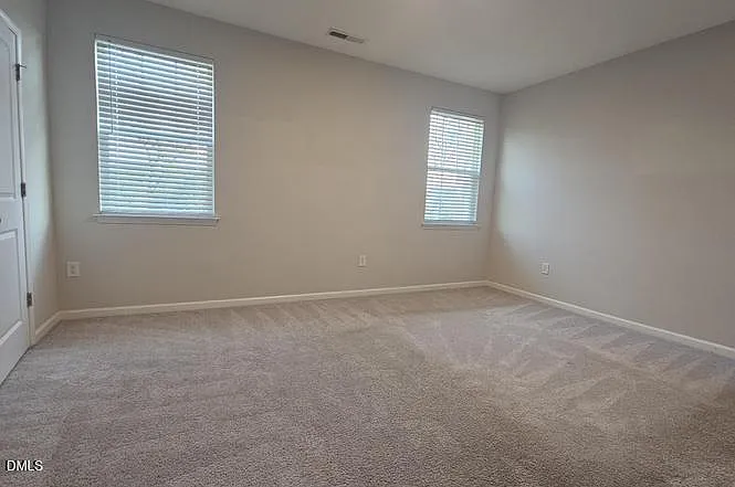 1038 Manorhaven Dr — Photo 12