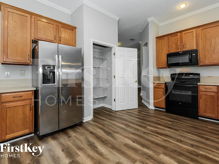 3333 Horseshoe Trail Dr — Photo 9