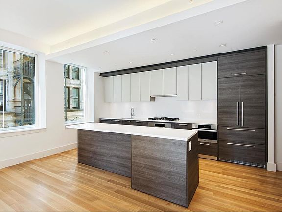 4th image of 101 Leonard St APT 6E
