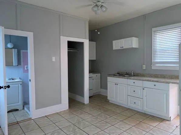 1208 S Ridgewood Ave #5, Daytona Beach, FL 32114