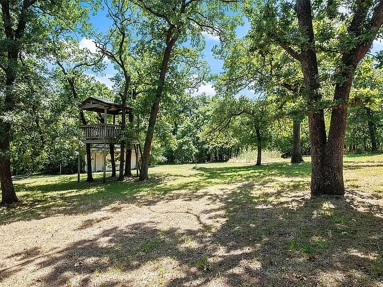 1600 E Covell Rd — Photo 27