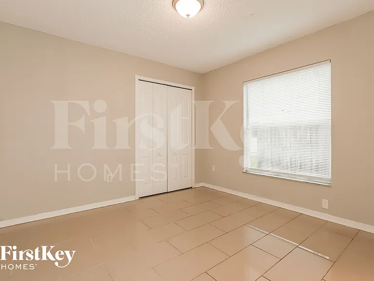 1216 Timber Trace Dr — Photo 9