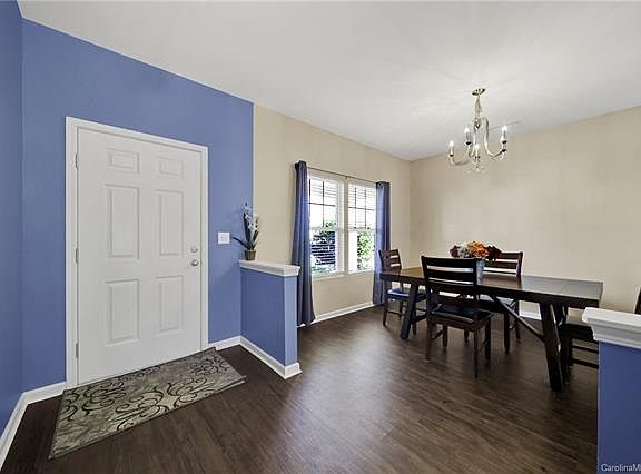 3rd image of 14419 Lake Crossing Dr