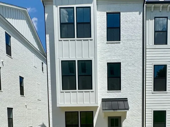 5013 Layman Dr, Charlotte, NC 28226
