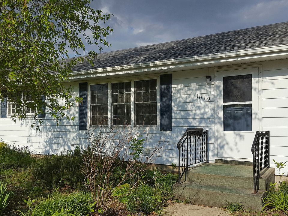 1st image of 1019 Gales Ave