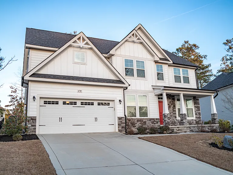 670 Avenue Of The Carolinas St — Photo 17