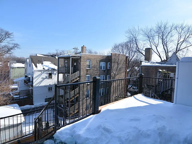 3241 N Damen Ave #4 — Photo 19