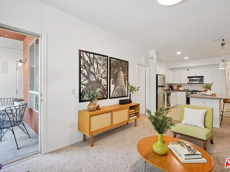 100 S Alameda St #150 — Photo 7