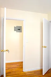 Rented by CITY SKYLINE REALTY INC