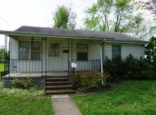515 W Warmouth St, Salem, IL 62881