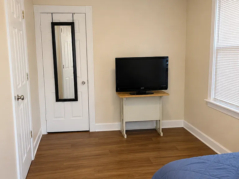 53 Burnside Ave #2R — Photo 8