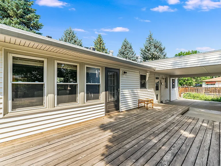 1225 Columbine Ct — Photo 15