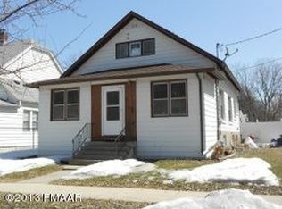 616 14th St S, Fargo, ND 58103