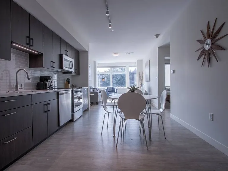 900 Beacon St #402 — Photo 8
