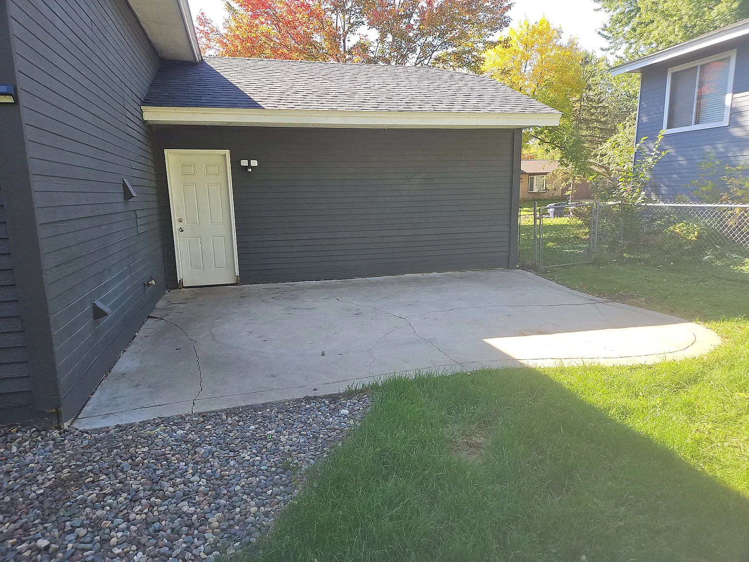 3 bed, 1670 sqft, $2,100 — Photo 2