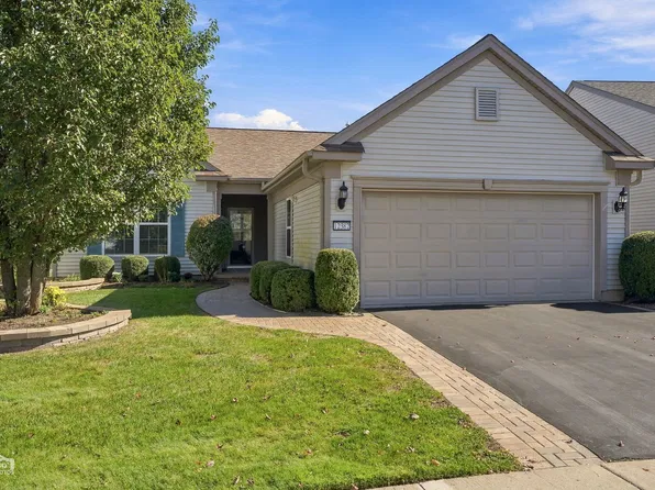 12382 Scarlet Dr, Huntley, IL 60142