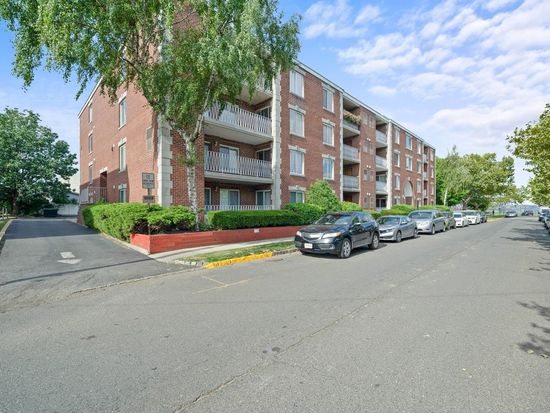 200 Park Rd APT A3, Bayonne, NJ 07002