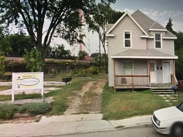 1227 Miami St, South Bend, IN 46613