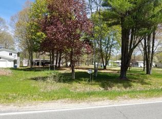 2505 Blueberry Ln, Gladwin, MI 48624