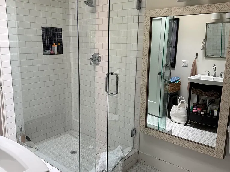 711 Moreno Rd — Photo 10