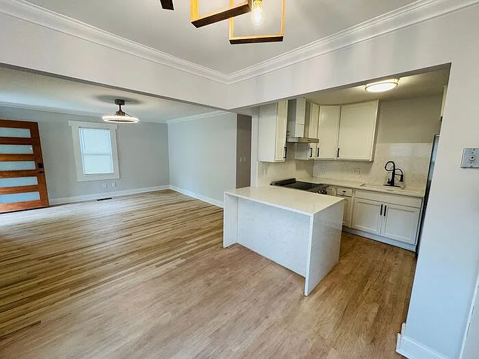 1511 Humes Ave NE — Photo 11