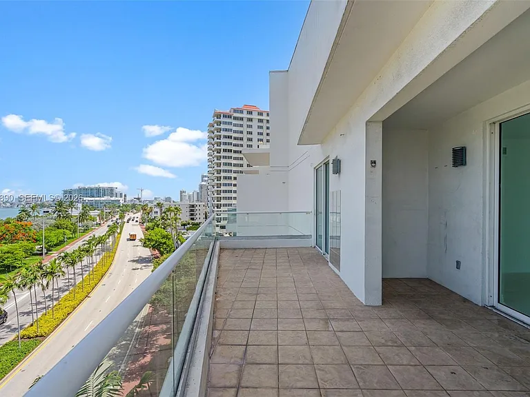 6362 Collins Ave #514 — Photo 15