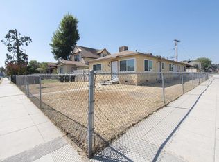 112 N Strawberry St, Visalia, CA 93291
