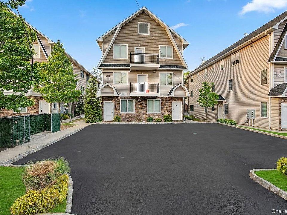 1st image of 32 Herrick Avenue #113