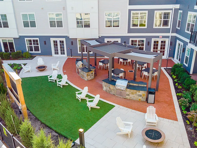 EVO Apartments — Photo 19