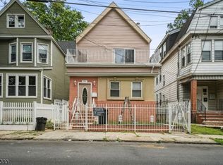 94 Alexander St, Newark, NJ 07106