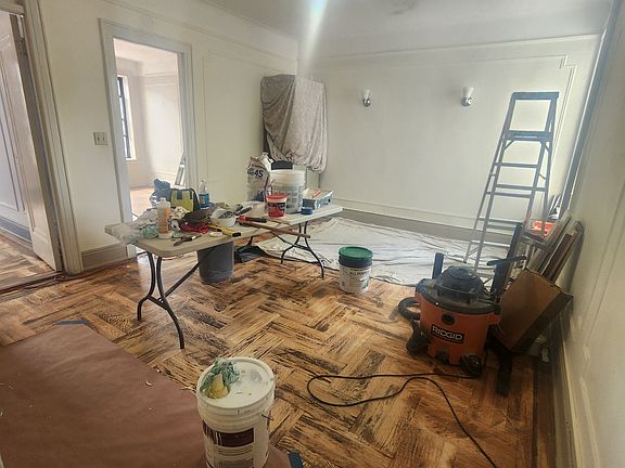 2nd image of 10205 86th Ave