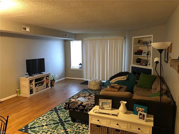 2nd image of 810 E Ocean View Ave APT 105