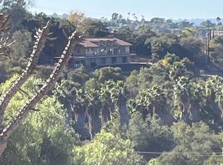 2704 Hutchison St, Vista, CA 92084