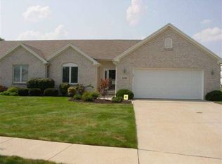 4432 Clearwater Dr W, Maumee, OH 43537