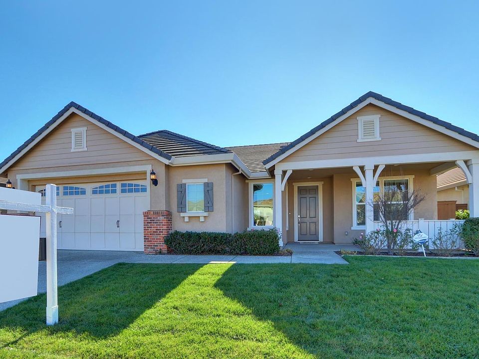 2nd image of 7616 Chatsworth Cir